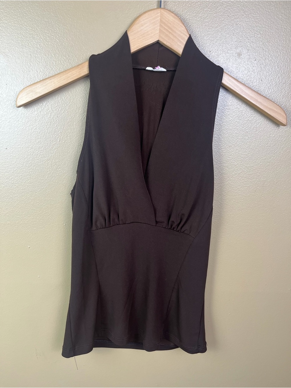Vintage Y2K Heart & Soul Tank Brown Slim Fit V-Neckline